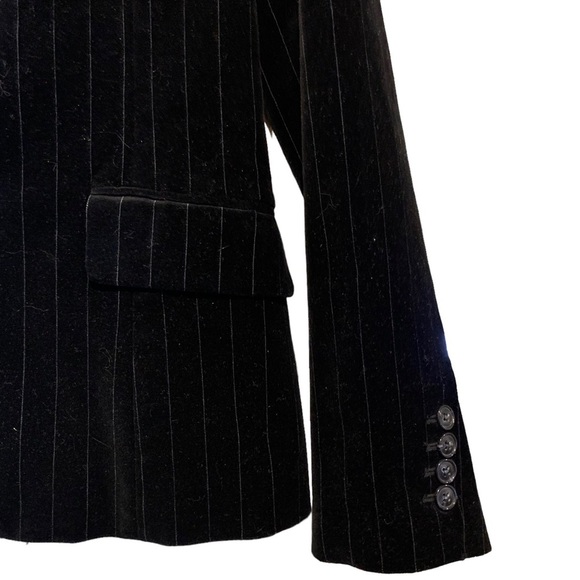 H&M Velvet Pinstriped Blazer - Picture 6 of 13